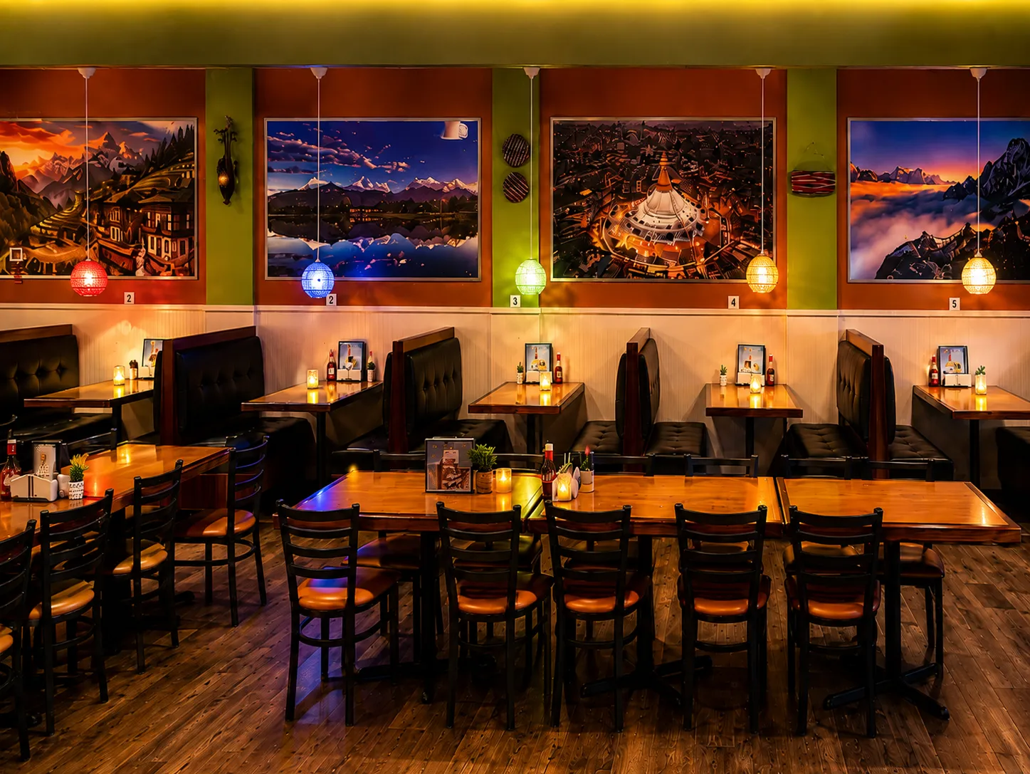 The dining room at Hot 'N Spicy Restaurant & Bar